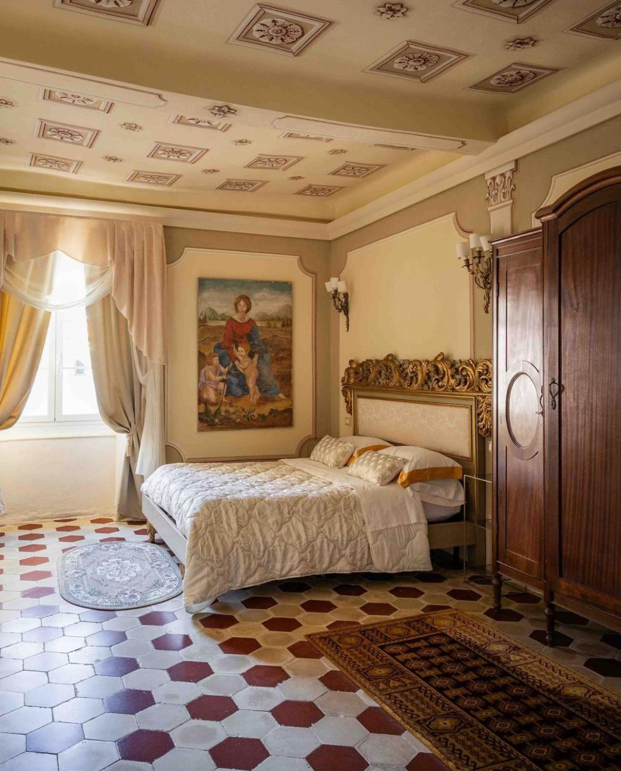 Готель Palazzo Lari Сарцана Екстер'єр фото